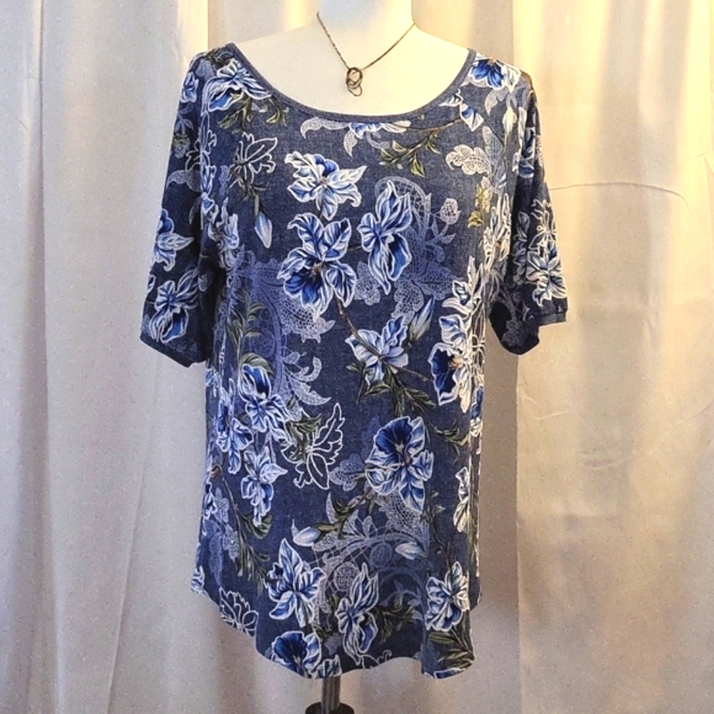 CYC  Floral Blouse. Size XL